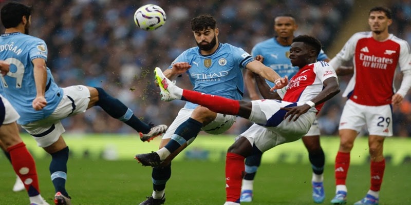 Arsenal xuất sắc cầm chân Man City dù chơi thiếu người